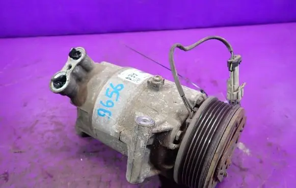 Opel Astra H Air conditioning (A/C) compressor (pump)