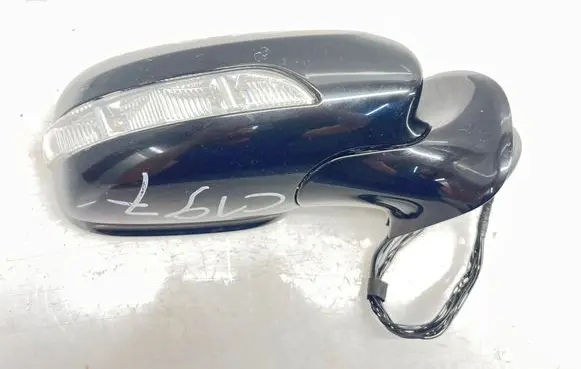 Mercedes-Benz E W211 Front door electric wing mirror A3147442