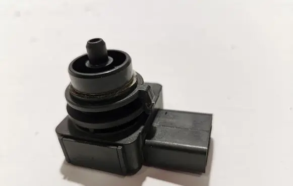 Volvo V60 Other engine bay part 10052299761