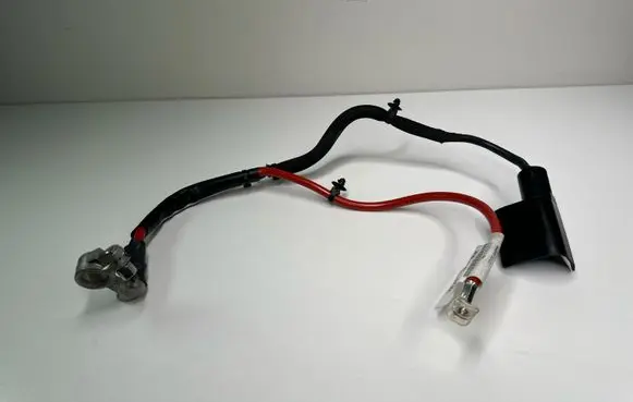 Volkswagen Tiguan Positive cable (battery) 5QA971228AK