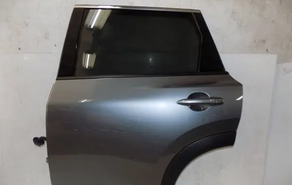 Nissan X-Trail T33 Rear door