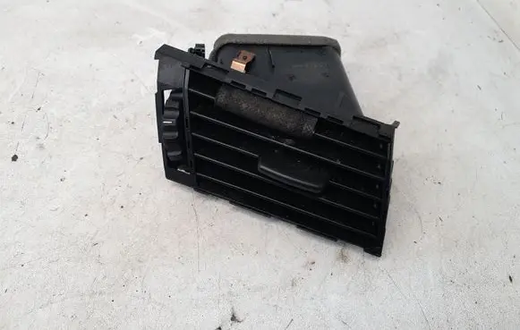 BMW X3 E83 Dashboard side air vent grill/cover trim 3400076