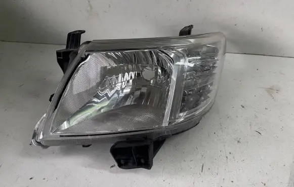 Toyota Corolla E100 Headlight/headlamp hiulx