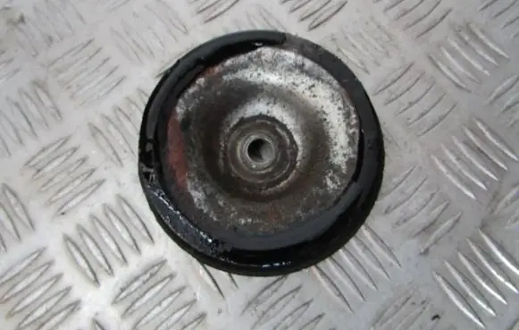 Opel Vectra B Coil spring mount 90468554