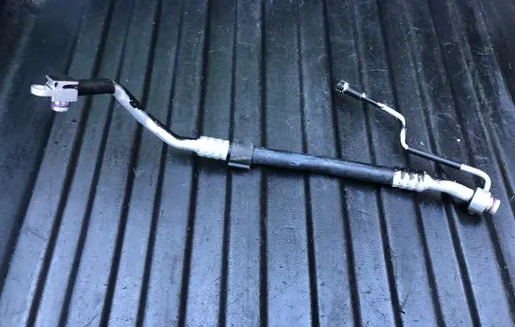 Audi A4 S4 B9 Air conditioning (A/C) pipe/hose NW16VDAR134A