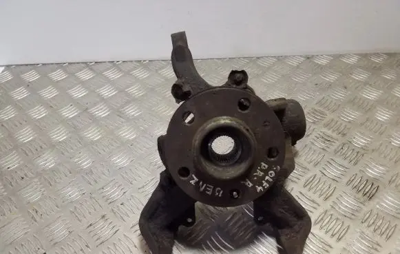 Volkswagen Golf IV Front wheel hub