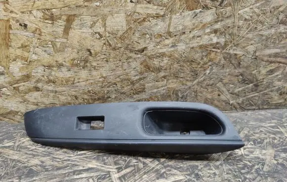 Nissan Note (E12) Front door interior handle trim 809603AR0A