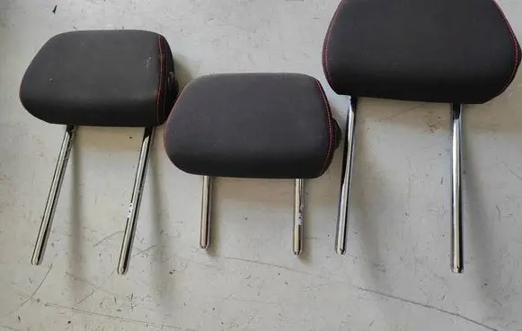 BMW 1 F20 F21 Rear seat headrest 