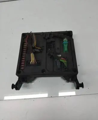 Volkswagen Sharan Fuse module S108145300E 7M0962258F 14B205CB