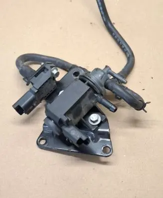 Ford Fusion II Turbo solenoid valve F2GE9E882BA 14842 4012882A