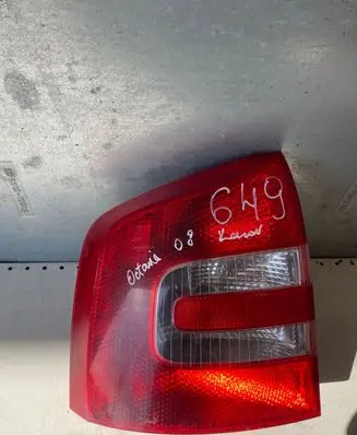 Skoda Octavia Mk2 (1Z) Rear/tail lights 1z9945095