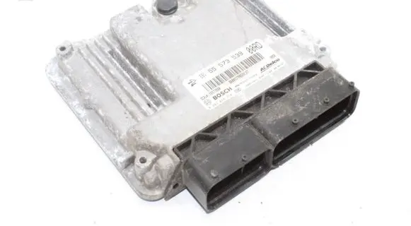 Opel Insignia A Engine control unit/module 55573539 0281015774