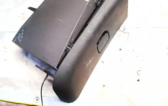 Mercedes-Benz Vaneo W414 Glove box 4146800091 wz-nt0013842