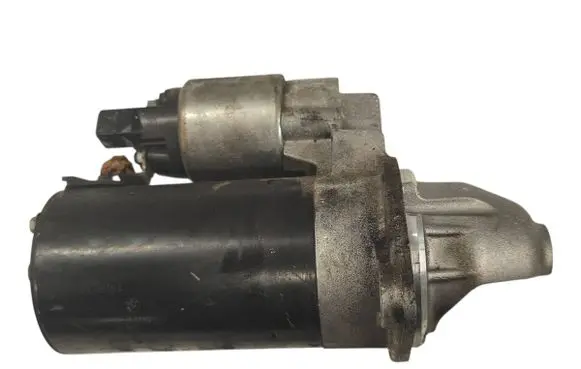 BMW 3 F30 F35 F31 Starter motor 7638194