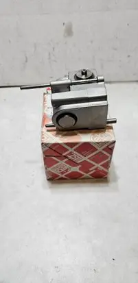 BMW 5 E34 Timing belt/chain tensioner 13522243950 0636386 09222