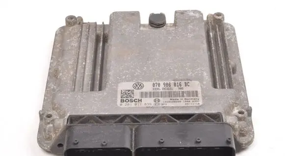 Volkswagen Touareg I Engine control unit/module ECU 070906016BC