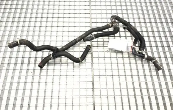 Engine coolant pipe/hose