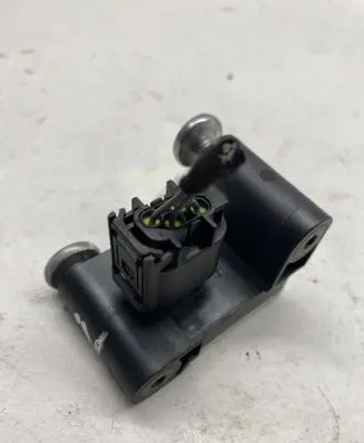 BMW 1 E81 E87 Airbag deployment crash/impact sensor 23557610