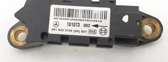 Mercedes-Benz C W203 Airbag deployment crash/impact sensor 0018209126