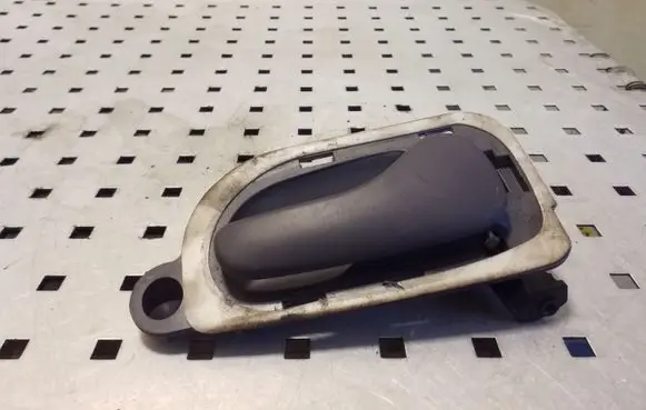 Renault Espace III Rear door interior handle 7700816565