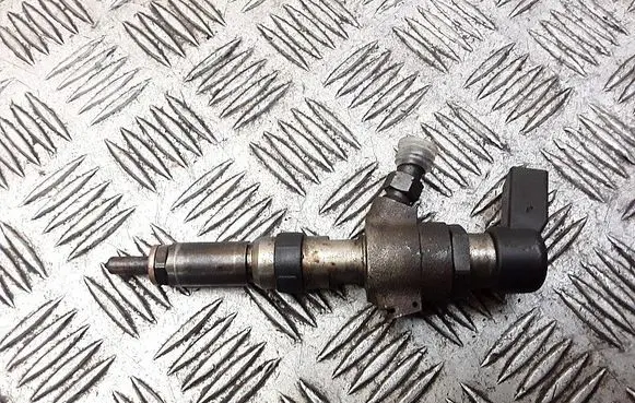 Fuel injector