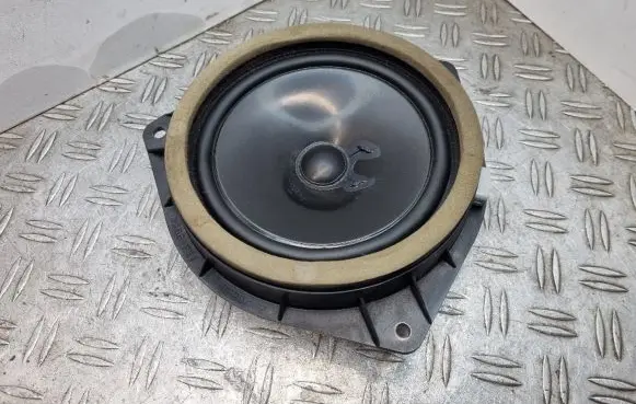 Toyota Land Cruiser (J100) Front door speaker 8616033620