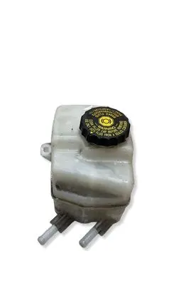Lexus RX 450H Brake fluid reservoir 240400