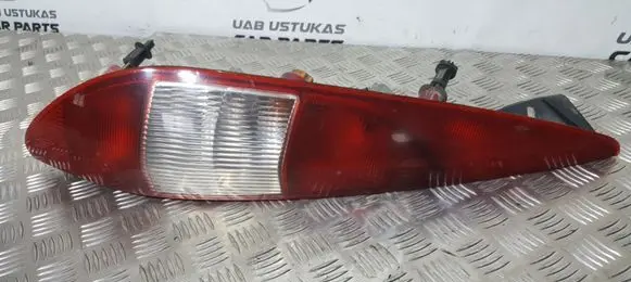 Ford Mondeo Mk III Rear/tail lights