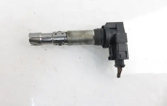 Seat Ibiza III (6L) High voltage ignition coil 036905715A