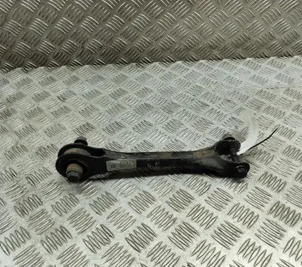 Tesla Model 3 Rear upper control arm/wishbone 104442700C