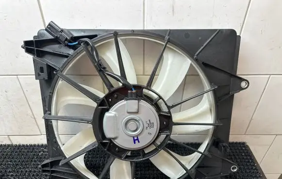 Honda Jazz IV GR Electric radiator cooling fan 2680002012