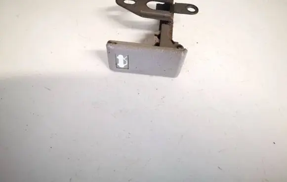 Honda Insight Engine bonnet (hood) release handle