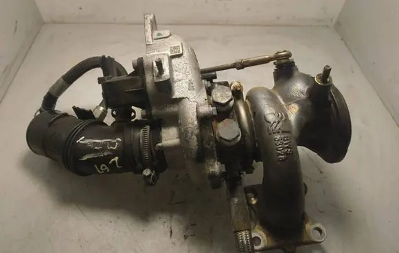 Hyundai i40 Turbo 55284984 A16369700000 710100238037