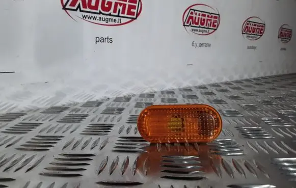 Ford Focus C-MAX Front fender indicator light