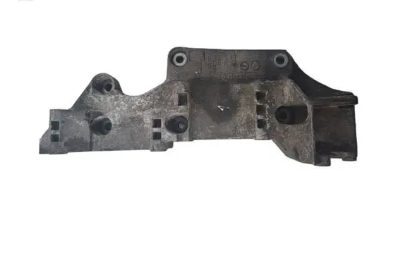 Volkswagen Golf IV Engine mounting bracket 045903143C