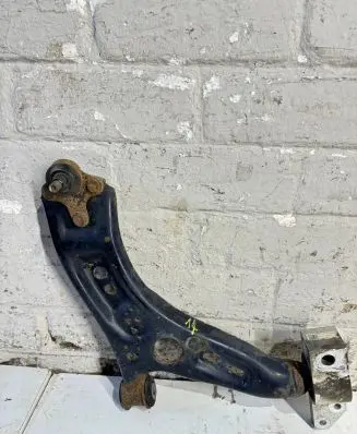 Volkswagen Golf VI Front lower control arm/wishbone 1K0407152BC 1K0407152D