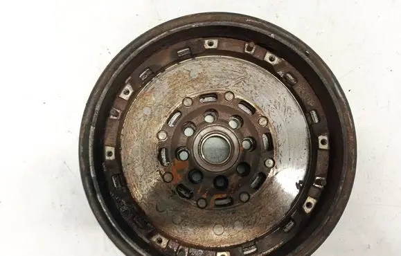 Mercedes-Benz A W168 Flywheel 620702301