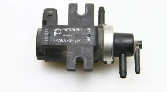 Audi A4 S4 B5 8D Turbo solenoid valve 1H0906627