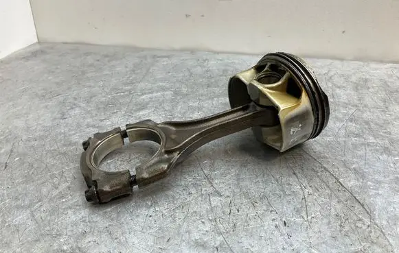 BMW 7 F01 F02 F03 F04 Connecting rod/conrod 7646892