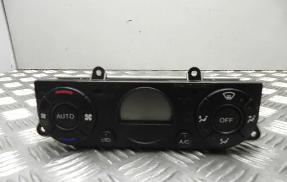 Ford Mondeo Mk III Climate control unit 1S7H18D422BA Y953