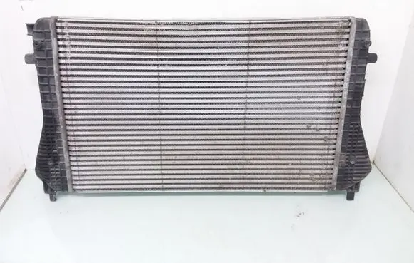 Volkswagen PASSAT B7 Intercooler radiator 3C0145805AN
