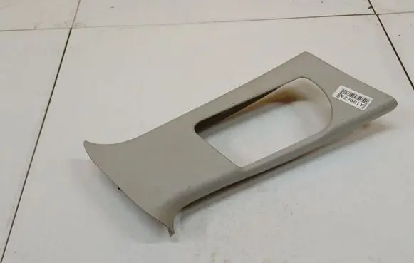 Skoda Octavia Mk2 (1Z) (B) pillar trim (top) 1Z0867286L