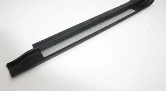 Audi TT Mk1 Front sill trim cover 8N8853491B