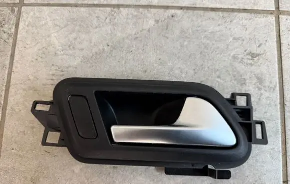 Front door interior handle