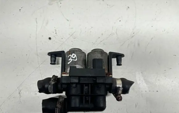 Coolant heater control valve
