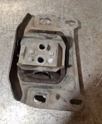Toyota ProAce City Gearbox mount 9812667680 9807420980 673768480C