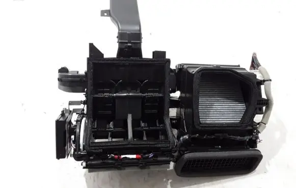 Renault Megane E-Tech Interior heater climate box assembly housing 272985MZ4A