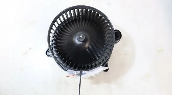 Ford Transit Courier Heater fan/blower 0130115572