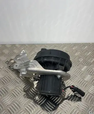 Audi A8 S8 D4 4H Secondary air pump 07L959253C 70126704