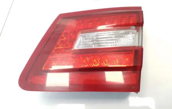 Mercedes-Benz E W212 Tailgate rear/tail lights